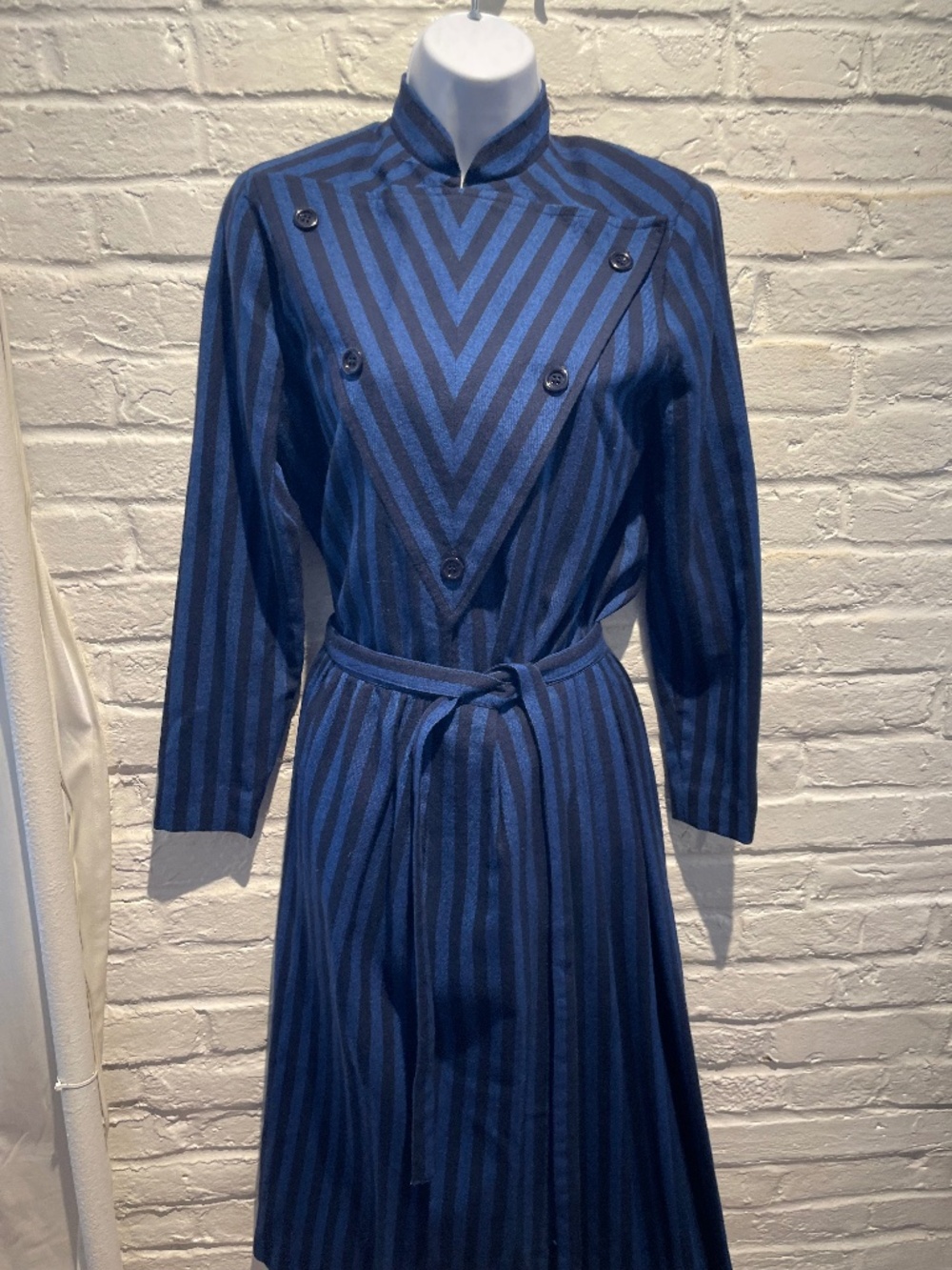 Vintage 1908s Albert Nipon Stripped Jacket and Skirt Set